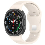 สายรัดนาฬิกาซิลิโคน xDfind แบบหัวเข็มขัดหมุดเงินลายจุดกลม สำหรับ Samsung Galaxy Watch Ultra/Ultra 2025, สำหรับ Samsung Galaxy Watch8 / 8 Classic