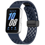 สายรัดนาฬิกาซิลิโคน xDfind แบบหัวเข็มขัดแม่เหล็กสีดำแบบมีรู สำหรับ Samsung Galaxy Fit3