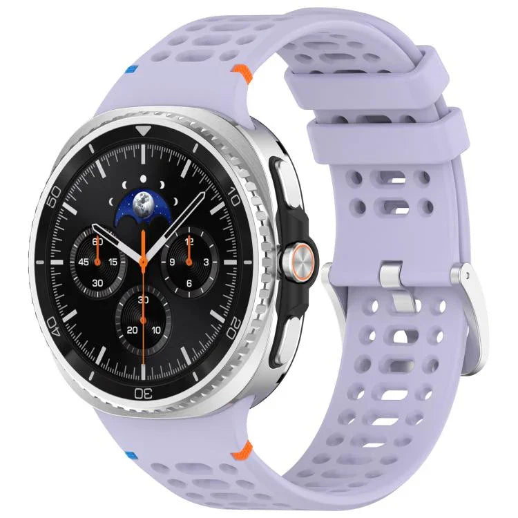 สายรัดนาฬิกาซิลิโคน xDfind ขอบหัวเข็มขัดเงินอัลลอย รูระบายอากาศ สำหรับ Samsung Galaxy Watch8 / Watch8 Classic