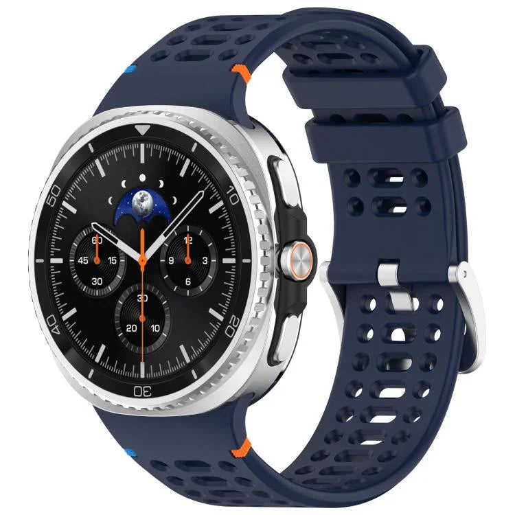 สายรัดนาฬิกาซิลิโคน xDfind ขอบหัวเข็มขัดเงินอัลลอย รูระบายอากาศ สำหรับ Samsung Galaxy Watch8 / Watch8 Classic