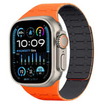 สายซิลิโคนแม่เหล็กสีตัดกัน xDfind สำหรับ Apple Watch ขนาด 42 / 44 / 45 / 46 / 49 มม., สำหรับ Apple Watch ขนาด 38 / 40 / 41 / S10 42 มม.