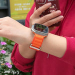 สายรัดนาฬิกาไนลอนแบบห่วงหัวเข็มขัดพร้อมฟิล์มโค้ง 3D สำหรับ Apple Watch Series 41 มม.