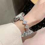 สายรัดนาฬิกาโลหะเพชรใบโคลเวอร์สี่แฉก xDfind สำหรับ Apple Watch ขนาด 42 / 44 / 45 / 46 / 49 มม., สำหรับ Apple Watch ขนาด 38 / 40 / 41 / S10 42 มม.
