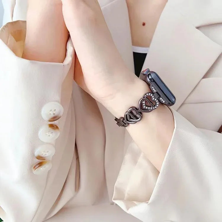 สายรัดนาฬิกาโลหะเพชรรูปหัวใจคู่ xDfind สำหรับ Apple Watch ขนาด 42 / 44 / 45 / 46 / 49 มม., สำหรับ Apple Watch ขนาด 38 / 40 / 41 / S10 42 มม.