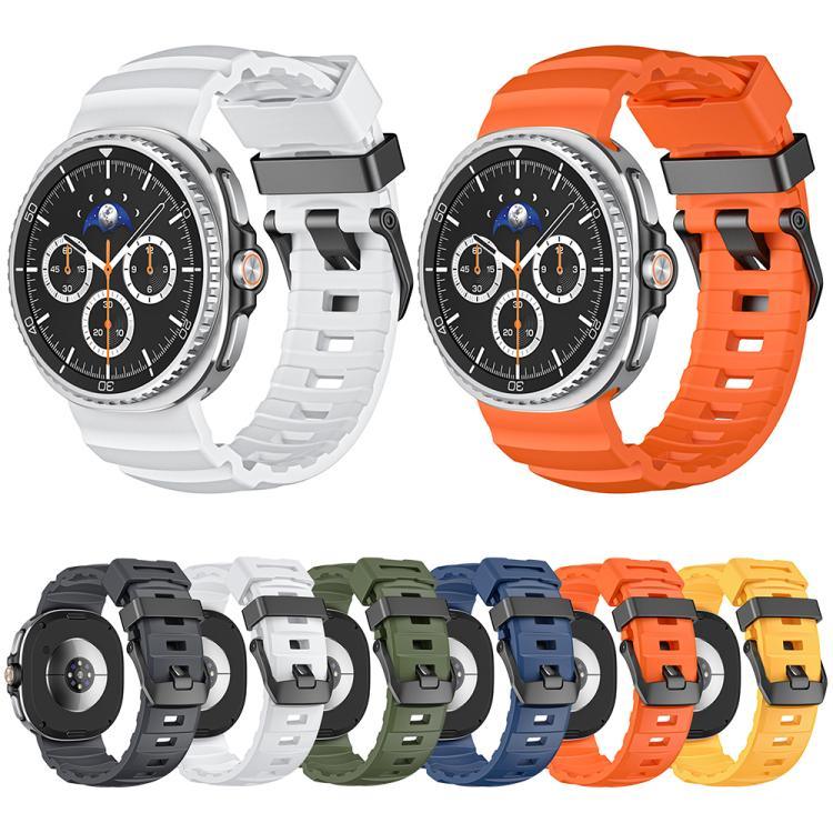 สายรัดนาฬิกาซิลิโคนหัวเข็มขัดสีดำ Wild Path สำหรับ Samsung Galaxy Watch8 / Watch8 Classic