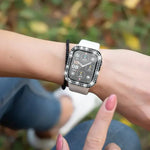 xDfind ฟิล์มกระจกนิรภัยรูปเพชรสองแถวแบบบูรณาการกับเคส PC สำหรับนาฬิกา Apple Watch Series 9 / 8 / 7 41 มม., สำหรับ Apple Watch Series 3 / 2 / 1 38 มม., สำหรับ Apple Watch Series 3 / 2 / 1 42 มม.