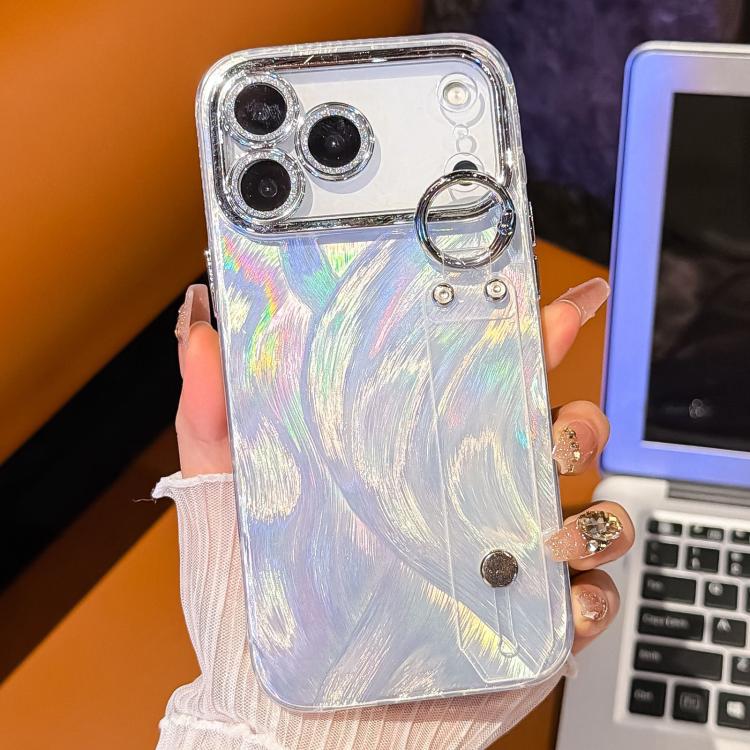 เคสโทรศัพท์ TPU พร้อมที่ยึดสายรัดข้อมือชุบโลหะลายขนนกผ้าก๊อซ พร้อมฟิล์มเลนส์ สำหรับ iPhone 13