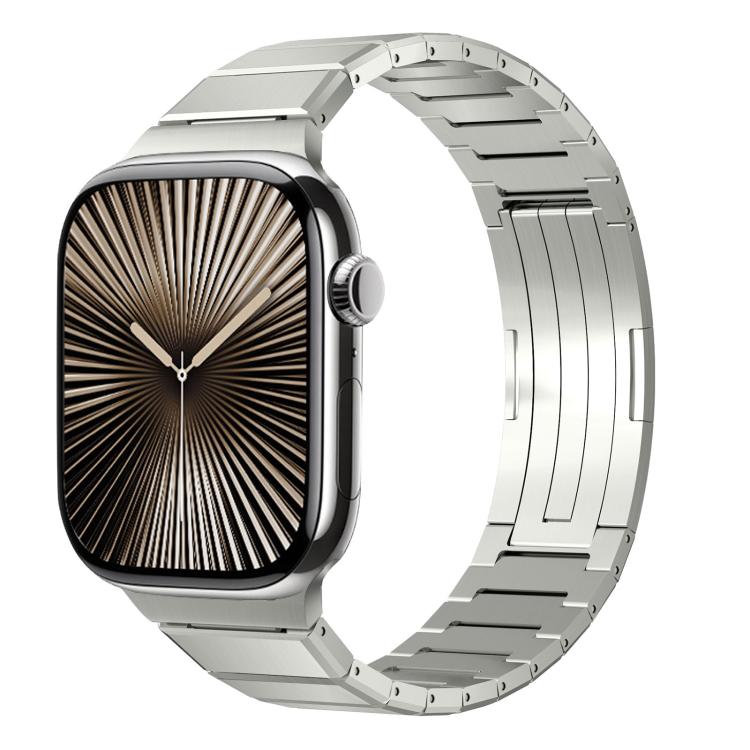 สายรัดนาฬิกาโลหะผสมไทเทเนียมแบบพับเม็ดเดียว สำหรับ Apple Watch ขนาด 46 มม. / 49 มม. / 45 มม. / 44 มม., สำหรับ Apple Watch ขนาด 42 มม. / 41 มม. / 40 มม. / 38 มม.