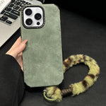 เคสโทรศัพท์ TPU ผ้าหนังกลับเทียมพร้อมเชือกกระต่ายนุ่มพิมพ์ลายหน้าจอ สำหรับ iPhone 17 Pro Max, สำหรับ iPhone 17 Pro, สำหรับ iPhone 17, สำหรับ iPhone 16 Pro Max, สำหรับ iPhone 16 Pro, สำหรับ iPhone 16, สำหรับ iPhone 15 Pro Max, สำหรับ iPhone 15 Pro