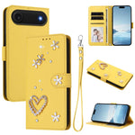 เคสโทรศัพท์หนังวีแกนสองชั้นลายหัวใจดอกไม้พร้อมสายคล้องข้อมือ ZS01, สำหรับ iPhone 17e / 16e, สำหรับ iPhone 17 Pro Max, สำหรับ iPhone 17 Pro, สำหรับ iPhone 17, สำหรับ iPhone Air, สำหรับ iPhone 16 Pro Max