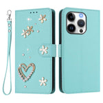 เคสโทรศัพท์หนังวีแกนลายหัวใจดอกไม้สองชั้น ZS01 พร้อมสายรัดข้อมือ สำหรับ iPhone 16 Pro, สำหรับ iPhone 16 Plus, สำหรับ iPhone 16, สำหรับ iPhone 15 Pro Max, สำหรับ iPhone 15 Pro, สำหรับ iPhone 15 Plus