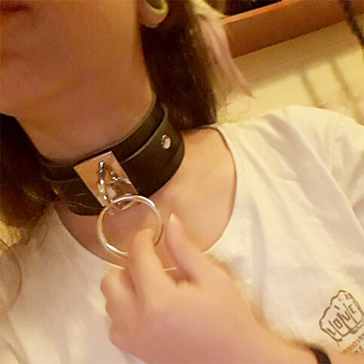 สร้อยคอคอเสื้อแหวนเงิน PU หนังสไตล์ฮาราจูกุยุโรปและอเมริกา กว้าง สแน็ปสตรีทไนท์คลับรูปตัวโอ แหวนเงิน