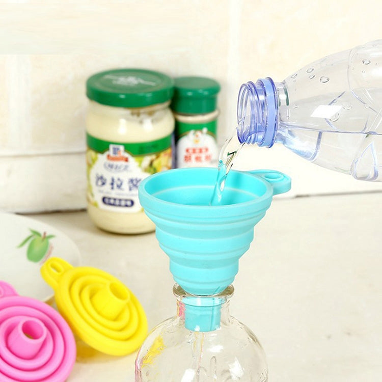 กรวยซิลิโคนพับได้แบบกล้องโทรทรรศน์ สีสุ่มจัดส่ง
