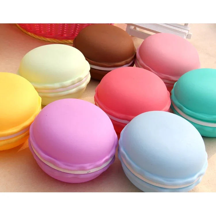 กล่องเครื่องประดับสไตล์มาการองน่ารักแบบพกพา 2 ชิ้น ส่งสีสุ่ม Macaron