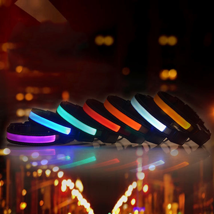 ปลอกคอไฟ LED ชาร์จพลังงานแสงอาทิตย์ + USB สำหรับสุนัขขนาดกลางและใหญ่ ขนาดรอบคอ: L, 50-60 ซม., ขนาด: L