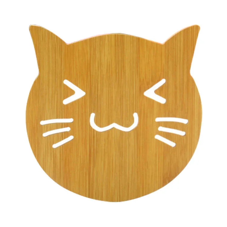 แผ่นรองแก้วไม้ลายการ์ตูนสุดน่ารัก 5 ชิ้น สำหรับโต๊ะครัว ป้องกันความร้อน สไตล์สุ่ม พร้อมแผ่นรองโต๊ะ 2