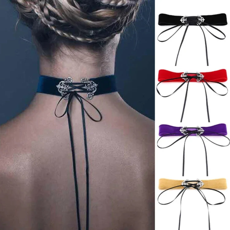 สร้อยคอช็อกเกอร์กำมะหยี่โลหะผสมกลวงสไตล์ถนนยุโรปและอเมริกา 2 ชิ้น, ส่งสีสุ่ม, TERQ02