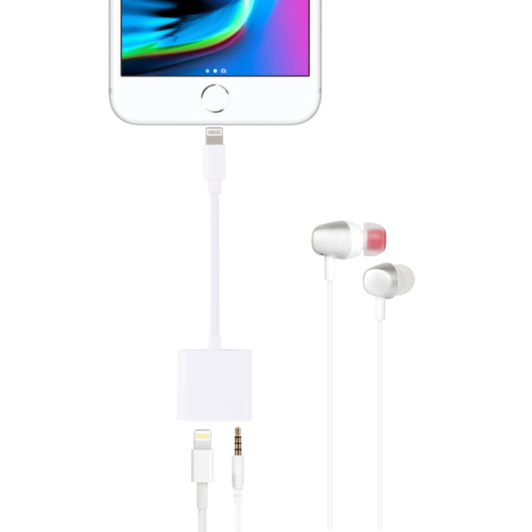 อะแดปเตอร์แปลงสายชาร์จและฟังเพลง 8 Pin ตัวเมีย + 3.5mm ตัวเมีย เป็น 8 Pin ตัวผู้