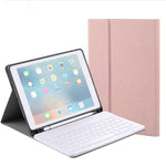 เคสแท็บเล็ตหนังพร้อมคีย์บอร์ดบลูทูธพลาสติกถอดได้ลายผ้าไหม RK508 สำหรับ iPad Air 2 & Air 1 / Pro 9.7 นิ้ว & iPad 2017 & iPad 2018 พร้อมขาตั้งและช่องใส่ปากกา