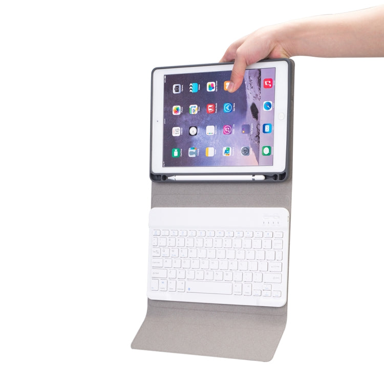เคสแท็บเล็ตหนังพร้อมคีย์บอร์ดบลูทูธพลาสติกถอดได้ลายผ้าไหม RK508 สำหรับ iPad Air 2 & Air 1 / Pro 9.7 นิ้ว & iPad 2017 & iPad 2018 พร้อมขาตั้งและช่องใส่ปากกา
