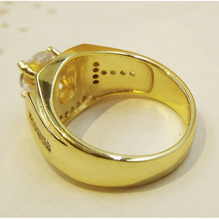 แหวนเพชรผู้ชายสไตล์นักธุรกิจแฟชั่น ชุบทองขาว 18K + ซิริคอน AAA ขนาด: 9, เส้นผ่านศูนย์กลาง: 18.9 มม., เส้นรอบวง: 59.5 มม., เส้นผ่านศูนย์กลาง: 18.9 มม.