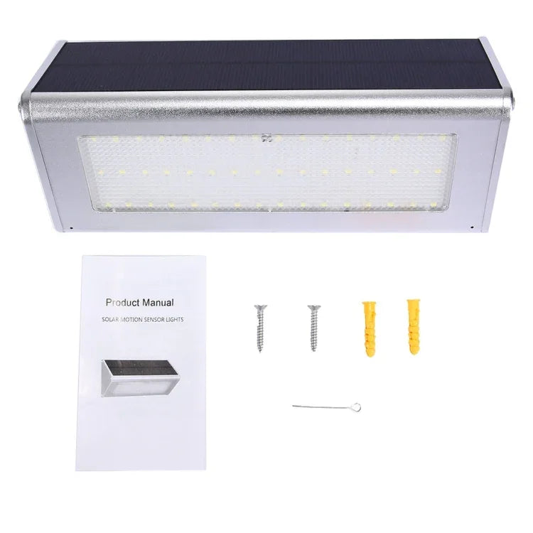 ไฟผนังสามเหลี่ยมประหยัดพลังงาน 800 LM 48 ดวง LED SMD 2835 พร้อมเซนเซอร์ แผงโซลาร์เซลล์ และสวิตช์ซ่อนสำหรับสวน/ลานบ้าน/แคมป์ปิ้ง (สีเงิน)