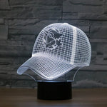 โคมไฟตั้งโต๊ะ 3D รูปหมวกเบสบอล LED สีสันสดใส รุ่นรีโมทคอนโทรล 16 สี