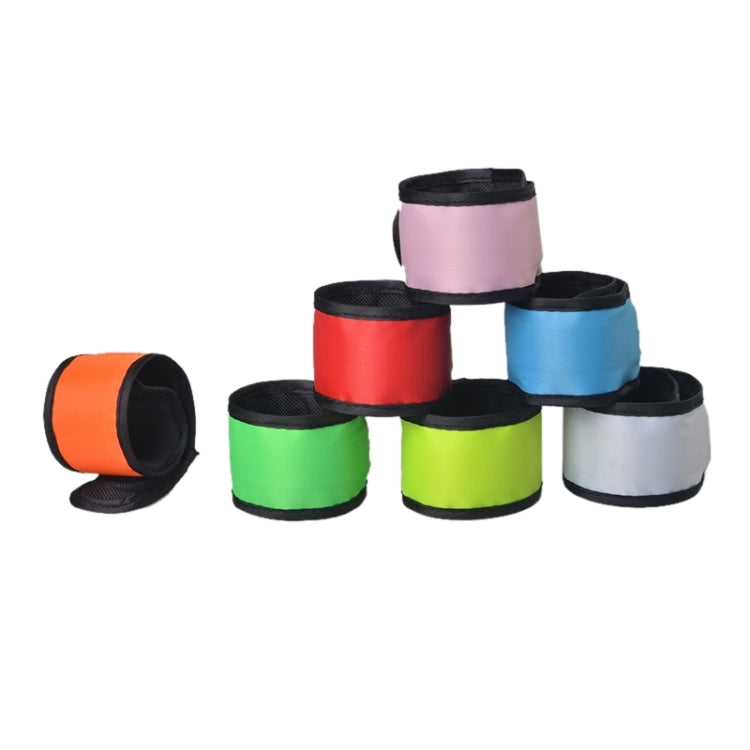 สายรัดข้อมือกีฬาเรืองแสง LED แบบตบ ขนาดเล็ก 26*4cm สีเขียวอ่อน, แดง, ขาว, ส้ม, ชมพู, เขียว, น้ำเงิน