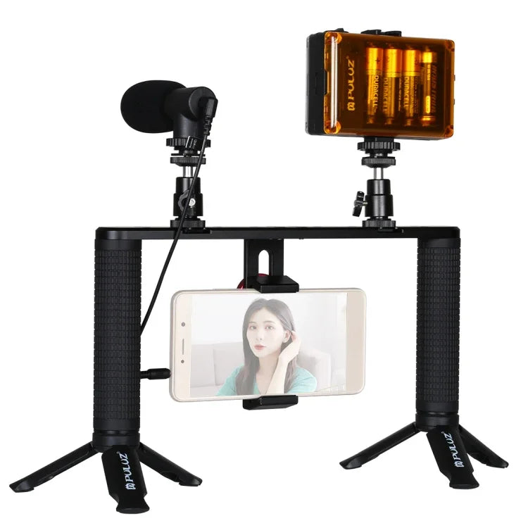 PULUZ ชุดอุปกรณ์วิดีโอสำหรับสมาร์ทโฟน 4 in 1 พร้อมไฟ LED เซลฟี่สำหรับถ่ายทอดสดและวล็อกกิ้ง พร้อมด้ามจับกันสั่นและขาตั้งอลูมิเนียม พร้อมไมโครโฟน, ขาตั้งกล้อง และหัวขาตั้งกล้องแบบ Cold Shoe, ชุดขาตั้งอลูมิเนียม