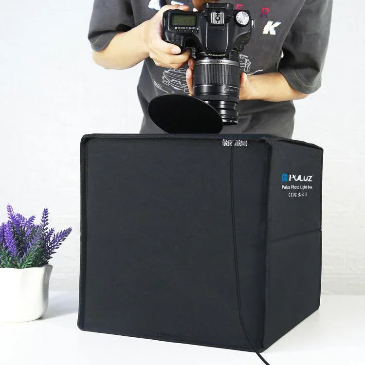 ชุดกล่องเต็นท์ถ่ายภาพพร้อมไฟวงแหวนพับได้ PULUZ ขนาด 30 ซม. พร้อมฉากหลัง 6 สี ดำ / ขาว / ส้ม / แดง / เขียว / น้ำเงิน, กล่องขนาด 30 ซม. สีดำ