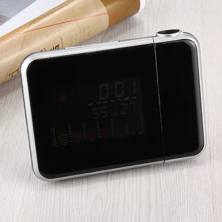 นาฬิกาปลุกดิจิทัลจอ LCD สีพร้อมโปรเจคเตอร์ LED และสถานีอากาศ / อุณหภูมิ / ความชื้น / ปฏิทิน นาฬิกาปลุกโปรเจคเตอร์ LED