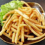 เครื่องมือหั่นมันฝรั่งเป็นเส้นสำหรับทำเฟรนช์ฟรายส์ (ส่งสีสุ่ม), มีดหั่นเฟรนช์ฟรายส์