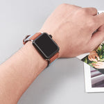 สายหนังพร้อมหัวล็อกสีเงิน สำหรับ Apple Watch Series 7 41 มม. / 6&SE&5&4 40 มม. / 3&2&1 38 มม., 7 45 มม. / 6&SE&5&4 44 มม. / 3&2&1 42 มม.