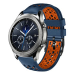 สายซิลิโคนระบายอากาศสองสี ขนาด 22 มม. สำหรับ Samsung Galaxy Watch3 45mm, Samsung Galaxy Watch 46mm, Samsung Gear S3 Classic, Samsung Gear S3 Frontier