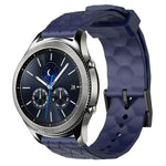 สายรัดนาฬิกาซิลิโคนลายฟุตบอลสีพื้นขนาด 22 มม., สำหรับ Samsung Galaxy Watch3 ขนาด 45 มม., สำหรับ Samsung Galaxy Watch ขนาด 46 มม., สำหรับ Samsung Gear S3 Classic, สำหรับ Samsung Gear S3 Frontier