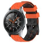 สายรัดนาฬิกาซิลิโคนลายฟุตบอลสองสี 22 มม. สำหรับ Samsung Galaxy Watch3 45 มม., Samsung Galaxy Watch 46 มม., Samsung Gear S3 Classic, Samsung Gear S3 Frontier