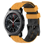 สายรัดนาฬิกาซิลิโคนลายฟุตบอลสองสี 22 มม. สำหรับ Samsung Galaxy Watch3 45 มม., Samsung Galaxy Watch 46 มม., Samsung Gear S3 Classic, Samsung Gear S3 Frontier