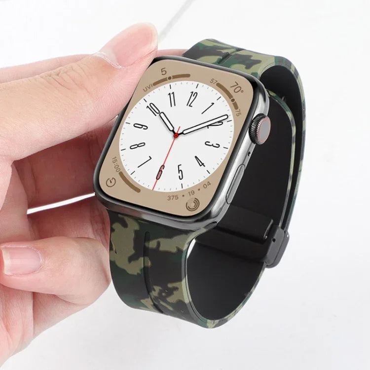 สายซิลิโคนลายพราง Magnetic Clasp สำหรับ Apple Watch Ultra 49mm, สำหรับ Apple Watch Series 8&7 45mm, สำหรับ Apple Watch Series 8&7 41mm