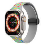 สายนาฬิกาซิลิโคนจุดสายรุ้งแม่เหล็กหัวเข็มขัดสีดำ สำหรับ Apple Watch 38mm