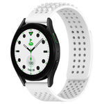 สายรัดนาฬิกาซิลิโคนรูระบายอากาศ 3D จุด ขนาด 20 มม. สำหรับ Samsung Galaxy Watch 6 Classic ขนาด 43 มม. สำหรับ Samsung Galaxy Watch 5 Pro Golf Edition สำหรับ Samsung Galaxy Watch 5 Golf Edition
