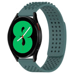 สายรัดนาฬิกาซิลิโคนรูระบายอากาศ 3D จุด ขนาด 20 มม. สำหรับ Samsung Galaxy Watch 4 ขนาด 44 มม. สำหรับ Samsung Galaxy Watch 4 ขนาด 40 มม. สำหรับ Samsung Galaxy Watch 4 Classic ขนาด 46 มม.