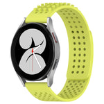 สายรัดนาฬิกาซิลิโคนรูระบายอากาศ 3D จุด ขนาด 20 มม. สำหรับ Samsung Galaxy Watch 4 ขนาด 44 มม. สำหรับ Samsung Galaxy Watch 4 ขนาด 40 มม. สำหรับ Samsung Galaxy Watch 4 Classic ขนาด 46 มม.