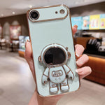 เคสโทรศัพท์ที่ยึดนักบินอวกาศชุบ Electroplating สำหรับ iPhone 17e / 16e, สำหรับ iPhone 17 Pro Max, สำหรับ iPhone 17 Pro, สำหรับ iPhone 17, สำหรับ iPhone Air, สำหรับ iPhone 16 Pro Max, สำหรับ iPhone 16 Pro, สำหรับ iPhone 16 Plus