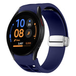สายรัดนาฬิกาซิลิโคนพร้อมหัวเข็มขัดเงินแม่เหล็กพับได้ Richard สำหรับ Samsung Galaxy Watch FE ขนาด 40 มม., สำหรับ Samsung Galaxy Watch 5 Pro Golf Edition, สำหรับ Samsung Galaxy Watch 5 Golf Edition