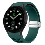 สายรัดนาฬิกาซิลิโคนพร้อมหัวเข็มขัดเงินแม่เหล็กพับได้ Richard สำหรับ Samsung Galaxy Watch FE ขนาด 40 มม., สำหรับ Samsung Galaxy Watch 5 Pro Golf Edition, สำหรับ Samsung Galaxy Watch 5 Golf Edition