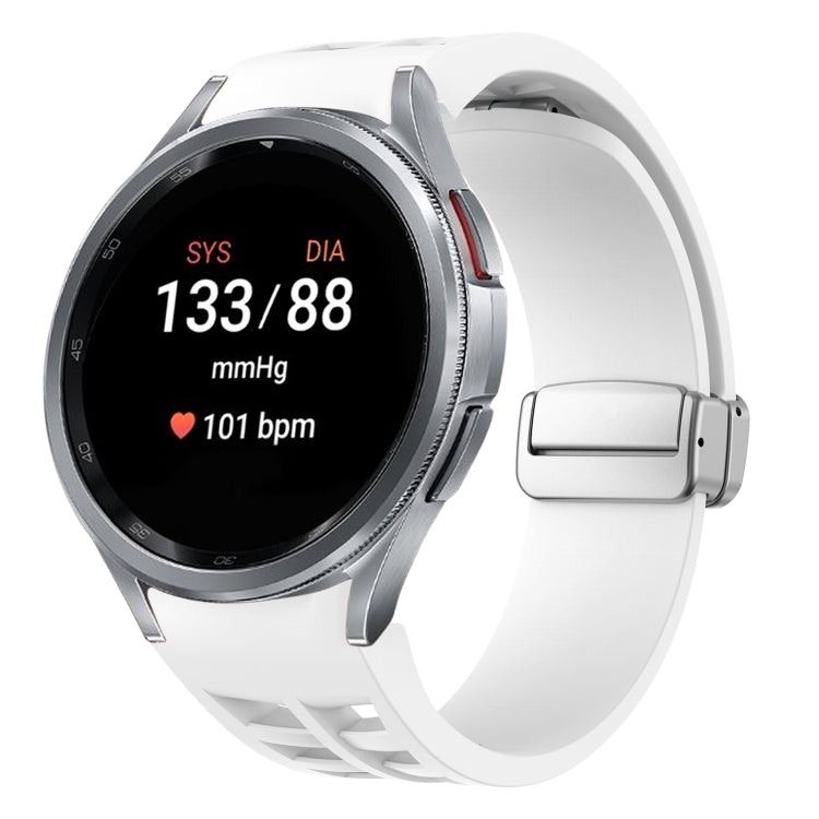 สายรัดนาฬิกาซิลิโคนพร้อมหัวเข็มขัดเงินแม่เหล็กพับได้ Richard สำหรับ Samsung Galaxy Watch 5 Pro ขนาด 45 มม., สำหรับ Samsung Galaxy Watch 7 ขนาด 40 / 44 มม., สำหรับ Samsung Galaxy Watch 6 Classic ขนาด 43 / 47 มม.
