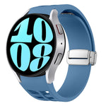 สายรัดนาฬิกาซิลิโคนพร้อมหัวเข็มขัดเงินแม่เหล็กพับได้ Richard สำหรับ Samsung Galaxy Watch 6 ขนาด 40 / 44 มม., สำหรับ Samsung Galaxy Watch 5 ขนาด 40 / 44 มม., สำหรับ Samsung Galaxy Watch 4 ขนาด 40 / 44 มม.