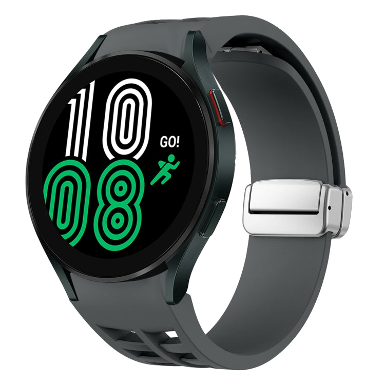 สายรัดนาฬิกาซิลิโคนพร้อมหัวเข็มขัดเงินแม่เหล็กพับได้ Richard สำหรับ Samsung Galaxy Watch 6 ขนาด 40 / 44 มม., สำหรับ Samsung Galaxy Watch 5 ขนาด 40 / 44 มม., สำหรับ Samsung Galaxy Watch 4 ขนาด 40 / 44 มม.
