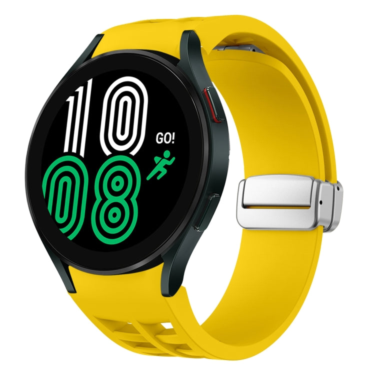 สายรัดนาฬิกาซิลิโคนพร้อมหัวเข็มขัดเงินแม่เหล็กพับได้ Richard สำหรับ Samsung Galaxy Watch 6 ขนาด 40 / 44 มม., สำหรับ Samsung Galaxy Watch 5 ขนาด 40 / 44 มม., สำหรับ Samsung Galaxy Watch 4 ขนาด 40 / 44 มม.