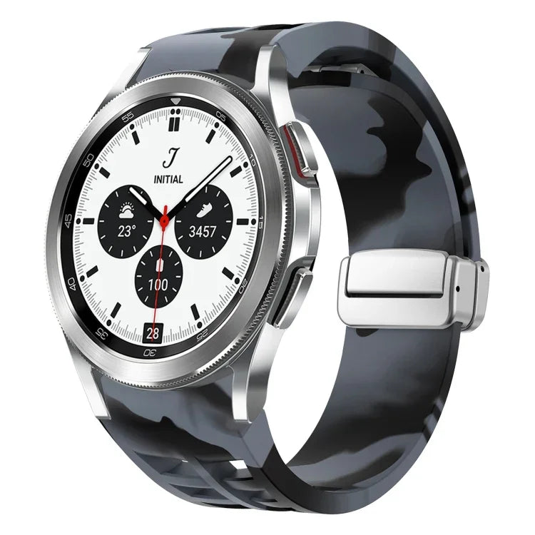 สายรัดนาฬิกาซิลิโคนหัวเข็มขัดพับแม่เหล็ก Richard สีเงิน สำหรับ Samsung Galaxy Watch 4 Classic 42 / 46mm